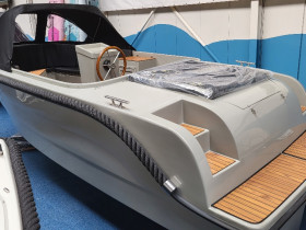 Yssel 630 Tender