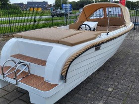 Yssel 590 Tender