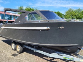Maxima 730