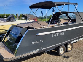 Maxima 730