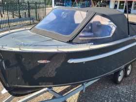 Maxima 730