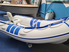 Lodestar RIB 350